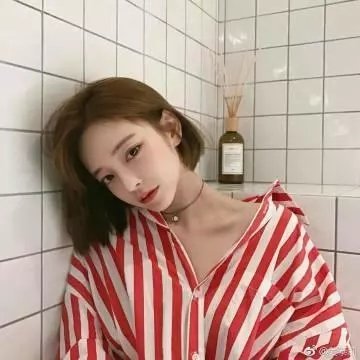 蓬门玉女金龟婿